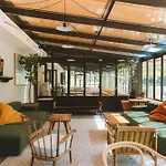 Le Barn Hotel Bonnelles