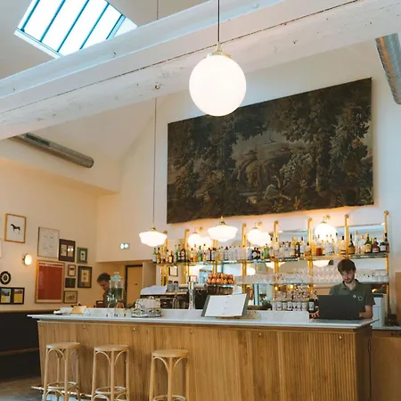 Le Barn Hotel 4*