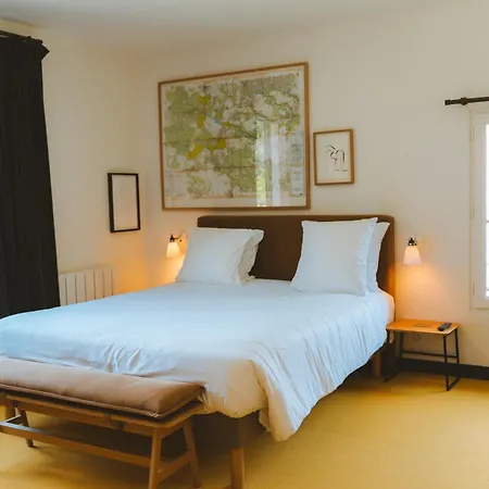 Le Barn Hotel 4*