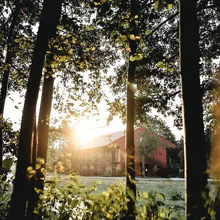 Le Barn Hotel Bonnelles