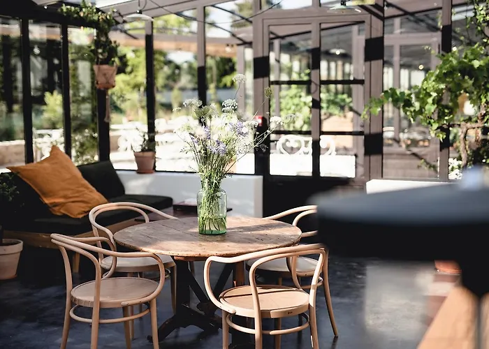 Hotel Le Barn Bonnelles